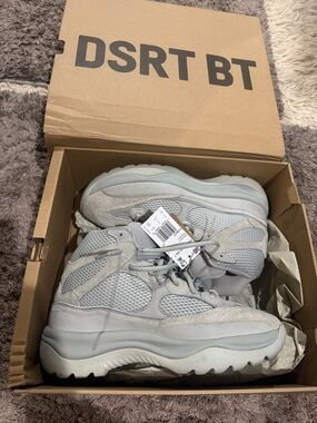 Yeezy DSRT BT Sneakers in Light Gray